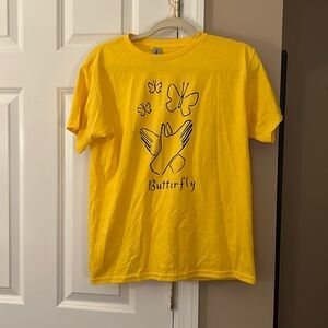 NWOT “Butterfly” in American Sign Language Yellow T-Shirt (YOUTH XL)